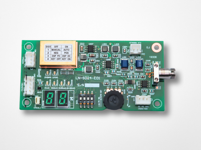 Quad点ロックLNバイアスボード