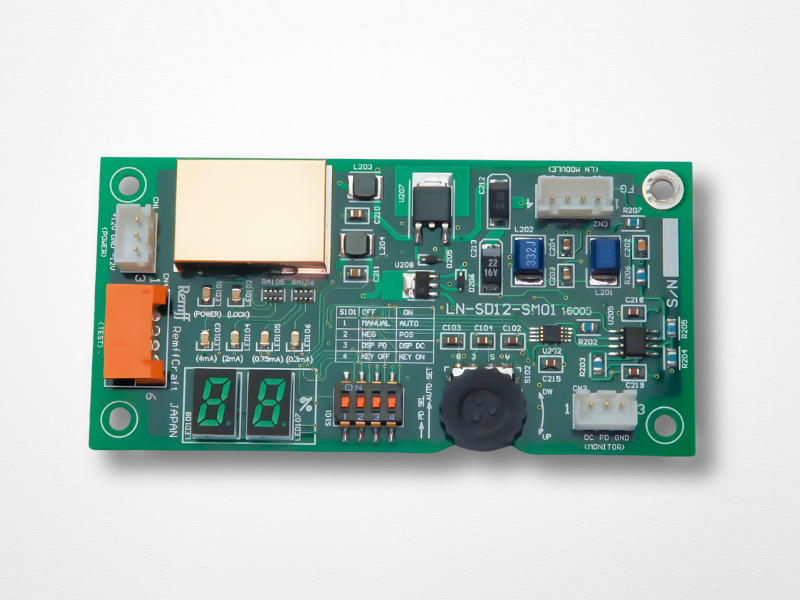 組込み型 10GHz RFポート付DFB-LD光源